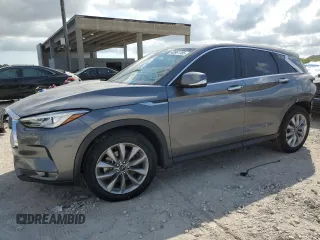 2021 Infiniti QX50 Pure z VIN 3PCAJ5AA5MF105341, wystawiony jako Copart lot #43961105 z przebiegiem 71 178 mil mil oraz Szkody całkowita. Historia ofert i sprzedaży dostępna na DreamBid. Obrazek 1.