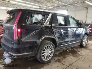 2022 Cadillac Escalade Luxury with VIN 1GYS4AKL7NR103682, listed as a IAAI auction lot 41325984 with 38,705 mi miles. Bid and sale history available at carsss.com. Image 4.