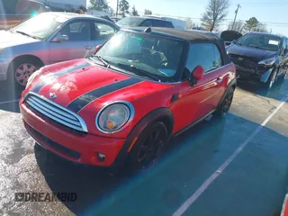 2009 MINI Convertible with VIN WMWMR33569TU95961, listed as a IAAI auction lot 41689845 with 107,934 mi miles and . Bid and sale history available at DreamBid. Image 17.