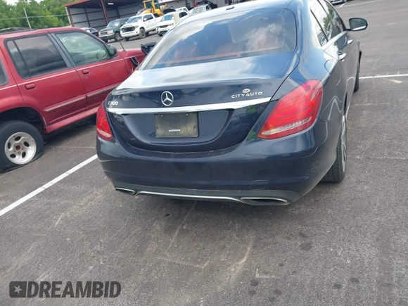 2018 Mercedes-Benz C 300 with VIN 55SWF4JB8JU279005, listed as a IAAI auction lot 42367697 with 197,782 mi miles and . Bid and sale history available at DreamBid. Image 16.