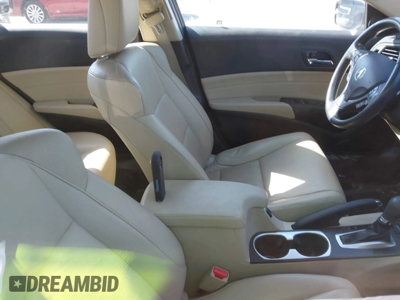 2017 Acura ILX with VIN 19UDE2F3XHA002541, listed as a IAAI auction lot 42120119 with 71,030 mi miles and . Bid and sale history available at carsss.com. Image 5.