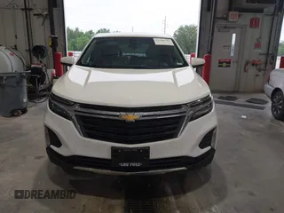 2022 Chevrolet Equinox LT z VIN 2GNAXKEV8N6118013, wystawiony jako IAAI lot #42306755 z przebiegiem 76 669 mil mil oraz . Historia ofert i sprzedaży dostępna na DreamBid. Obrazek 12.