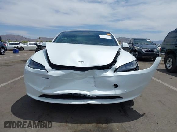 2025 Tesla Model 3 Long Range with VIN 5YJ3E1EA9SF943028, listed as a IAAI auction lot 42372207 with 3,975 mi miles and . Bid and sale history available at DreamBid. Image 12.