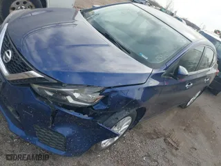 2019 Nissan Sentra SR with VIN 3N1AB7APXKY377529, listed as a IAAI auction lot 41643338 with 82,872 mi miles. Bid and sale history available at carsss.com. Image 17.