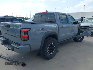 2022 Nissan Frontier SV z VIN 1N6ED1EJ3NN661336, wystawiony jako IAAI lot #42331182 z przebiegiem Nie podano mil oraz . Historia ofert i sprzedaży dostępna na DreamBid. Obrazek 4.
