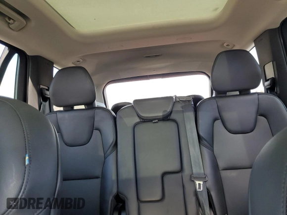 2023 Volvo XC90 Core with VIN YV4L12PV4P1955683, listed as a Copart auction lot 45292395 with 38,749 mi miles and Salvage Title. Bid and sale history available at DreamBid. Image 10.