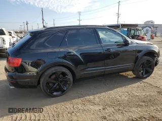 2017 Bentley Bentayga W12 z VIN SJAAC2ZV5HC015773, wystawiony jako Copart lot #66370354 z przebiegiem 65 944 mil mil oraz Szkoda całkowita • Salvage title. Historia ofert i sprzedaży dostępna na DreamBid. Obrazek 3.