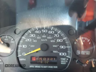 2000 Chevrolet Astro z VIN 1GNDM19W1YB130461, wystawiony jako Copart lot #54659485 z przebiegiem 178 132 mil mil oraz Szkody całkowita. Historia ofert i sprzedaży dostępna na DreamBid. Obrazek 9.