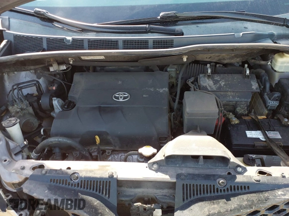 2015 Toyota Sienna SE with VIN 5TDXK3DC8FS633124, listed as a IAAI auction lot 41475935 with 182,921 mi miles and . Bid and sale history available at DreamBid. Image 10.