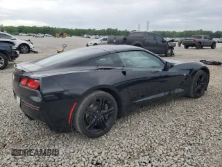 2017 Chevrolet Corvette 1LT z VIN 1G1YB2D7XH5117396, wystawiony jako Copart lot #52410255 z przebiegiem 31 357 mil mil oraz Szkoda całkowita • Salvage title. Historia ofert i sprzedaży dostępna na DreamBid. Obrazek 3.