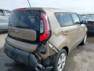 2014 Kia Soul with VIN KNDJN2A24E7110811, listed as a IAAI auction lot 41727977 with 149,707 mi miles. Bid and sale history available at carsss.com. Image 4.