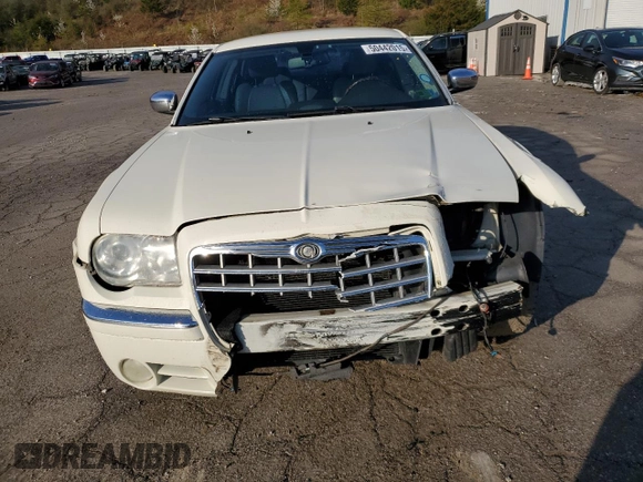 2006 Chrysler 300 C with VIN 2C3KA63H86H388808, listed as a Copart auction lot 50442015 with 129,848 mi miles and Salvage Title. Bid and sale history available at carsss.com. Image 5.