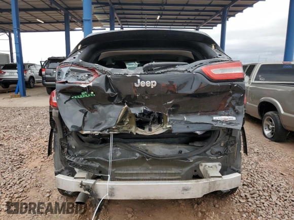 2016 Jeep Cherokee Latitude z VIN 1C4PJLCB6GW171384, wystawiony jako Copart lot #55820145 z przebiegiem 127 062 mil mil oraz Szkoda całkowita • Salvage title. Historia ofert i sprzedaży dostępna na DreamBid. Obrazek 6.
