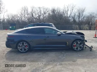 2021 Kia Stinger GT2 with VIN KNAE55LC0M6088347, listed as a IAAI auction lot 41503919 with 113,823 mi miles. Bid and sale history available at carsss.com. Image 14.