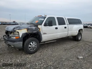 2001 Chevrolet Silverado 3500 LT with VIN 1GCJK331X1F171082, listed as a Copart auction lot 42096135 with 0 mi miles and Salvage Title. Bid and sale history available at carsss.com. Image 1.