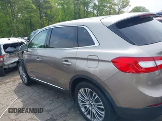 2018 Lincoln MKX Reserve with VIN 2LMPJ6LR7JBL11787, listed as a IAAI auction lot 42032661 with 27,992 mi miles. Bid and sale history available at carsss.com. Image 15.