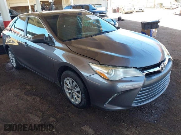 2017 Toyota Camry XLE with VIN 4T1BF1FK2HU352129, listed as a IAAI auction lot 41872423 with 160,835 mi miles. Bid and sale history available at carsss.com. Image 1.