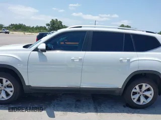 2018 Volkswagen Atlas SEL with VIN 1V2ER2CA8JC523356, listed as a IAAI auction lot 42519862 with 101,374 mi miles and . Bid and sale history available at DreamBid. Image 14.