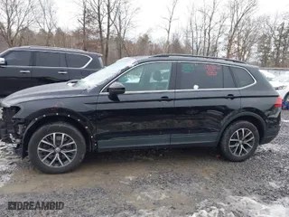 2019 Volkswagen Tiguan SE with VIN 3VV3B7AX2KM196407, listed as a IAAI auction lot 40993730 with 86,904 mi miles. Bid and sale history available at carsss.com. Image 14.