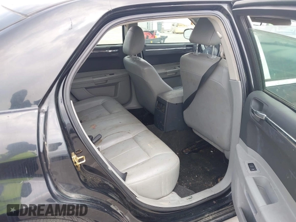 2006 Chrysler 300 Touring with VIN 2C3KA53G76H200278, listed as a IAAI auction lot 42044879 with 122,601 mi miles and . Bid and sale history available at DreamBid. Image 8.