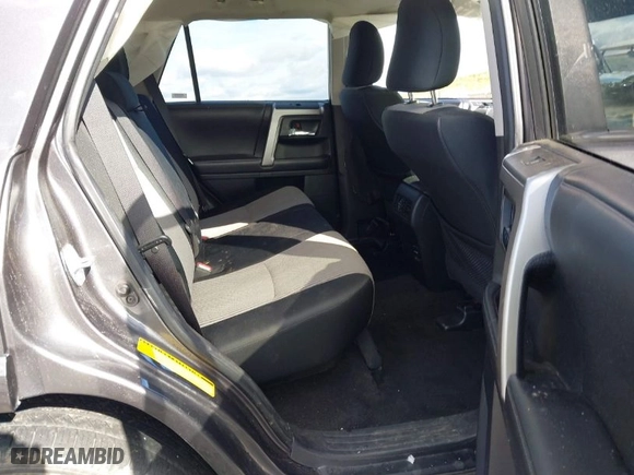 2019 Toyota 4Runner SR5 with VIN JTEBU5JR9K5666170, listed as a IAAI auction lot 41539253 with 82,568 mi miles. Bid and sale history available at carsss.com. Image 8.