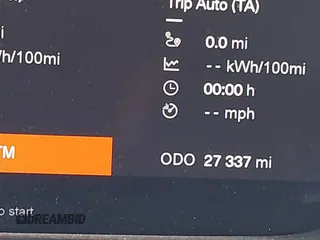 2021 Polestar 2 Launch Edition z VIN LPSED3KA2ML006199, wystawiony jako IAAI lot #42107287 z przebiegiem 27 337 mil mil oraz . Historia ofert i sprzedaży dostępna na DreamBid. Obrazek 15.