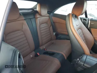 2019 Mercedes-Benz C 43 AMG z VIN WDDWK6EB7KF862607, wystawiony jako Copart lot #44260775 z przebiegiem 37 071 mil mil oraz Szkoda całkowita • Salvage title. Historia ofert i sprzedaży dostępna na DreamBid. Obrazek 10.