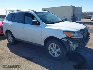 2011 Hyundai Santa Fe GLS with VIN 5XYZGDAB0BG019462, listed as a IAAI auction lot 41664911 with 177,163 mi miles. Bid and sale history available at carsss.com. Image 1.