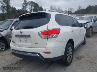 2016 Nissan Pathfinder S with VIN 5N1AR2MN5GC669879, listed as a IAAI auction lot 41489628 with 1 mi miles. Bid and sale history available at carsss.com. Image 4.