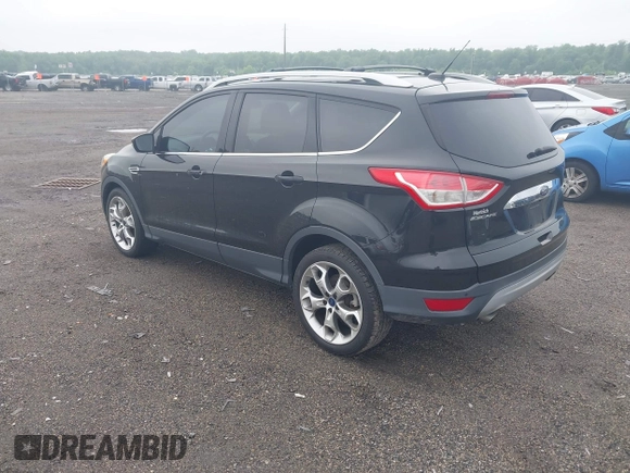 2015 Ford Escape Titanium z VIN 1FMCU0JX7FUB00462, wystawiony jako IAAI lot #42532943 z przebiegiem 88 623 mil mil oraz . Historia ofert i sprzedaży dostępna na DreamBid. Obrazek 3.