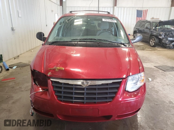 2007 Chrysler Town & Country LWB Touring with VIN 2A4GP54L17R260302, listed as a Copart auction lot 79757004 with 122,257 mi miles and Non Repairable. Bid and sale history available at carsss.com. Image 5.