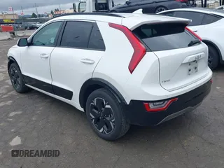 2023 Kia Niro Wave with VIN KNDCT3L1XP5068359, listed as a IAAI auction lot 41787958 with 40,024 mi miles and . Bid and sale history available at DreamBid. Image 3.