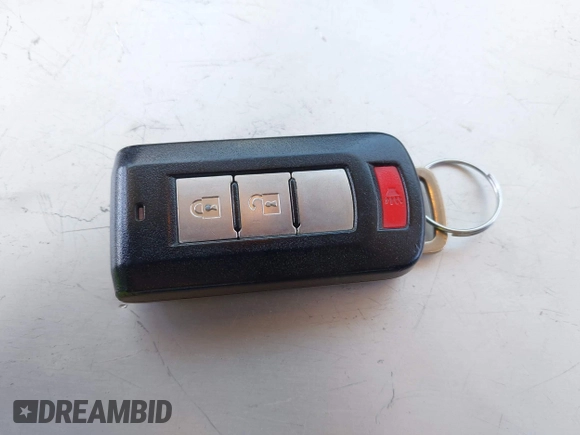 2015 Mitsubishi Outlander SE with VIN 4A4AP4AU9FE053325, listed as a IAAI auction lot 42121018 with 59,166 mi miles and . Bid and sale history available at DreamBid. Image 11.