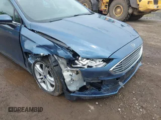 2018 Ford Fusion SE with VIN 3FA6P0HD9JR192927, listed as a IAAI auction lot 42616919 with 90,623 mi miles and . Bid and sale history available at DreamBid. Image 6.