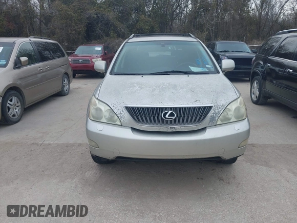2007 Lexus RX 350 with VIN JTJGK31U270006689, listed as a IAAI auction lot 41638323 with 210,381 mi miles. Bid and sale history available at carsss.com. Image 12.