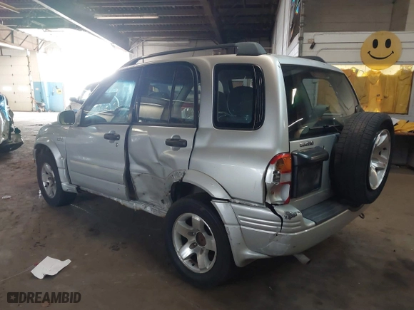 2000 Suzuki Grand Vitara JLX with VIN JS3TD62V1Y4101244, listed as a IAAI auction lot 41635060 with 169,951 mi miles. Bid and sale history available at carsss.com. Image 3.