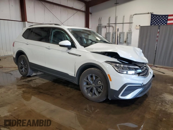 2023 Volkswagen Tiguan SE z VIN 3VVMB7AX3PM130119, wystawiony jako Copart lot #45486645 z przebiegiem 9 287 mil mil oraz Szkoda całkowita • Salvage title. Historia ofert i sprzedaży dostępna na DreamBid. Obrazek 4.