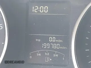 2015 Volkswagen Jetta SE z VIN 3VWD17AJXFM259306, wystawiony jako IAAI lot #42418042 z przebiegiem 199 780 mil mil oraz . Historia ofert i sprzedaży dostępna na DreamBid. Obrazek 14.