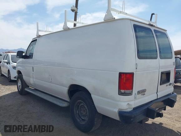 2014 Ford Econoline Cargo Commercial z VIN 1FTNE2EW6EDA19961, wystawiony jako IAAI lot #42370572 z przebiegiem 107 320 mil mil oraz . Historia ofert i sprzedaży dostępna na DreamBid. Obrazek 3.