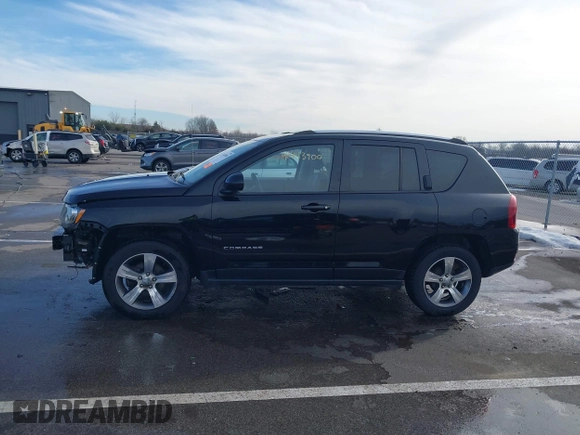 2016 Jeep Compass Latitude with VIN 1C4NJCEA5GD803959, listed as a IAAI auction lot 41443900 with 97,916 mi miles and . Bid and sale history available at DreamBid. Image 15.