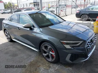 2024 Audi S3 Prestige z VIN WAUJ3DGY8RA067514, wystawiony jako IAAI lot #42086328 z przebiegiem 11 049 mil mil oraz . Historia ofert i sprzedaży dostępna na DreamBid. Obrazek 1.