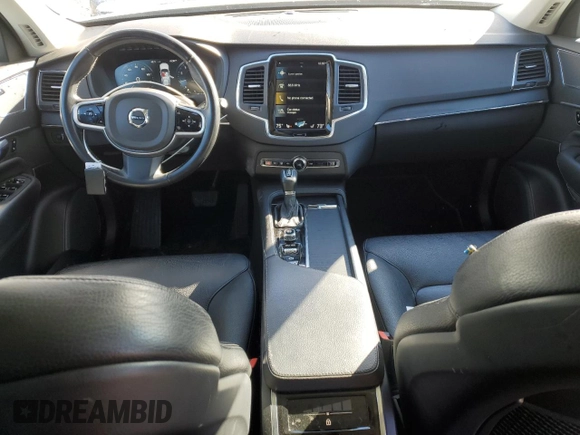 2020 Volvo XC90 Momentum with VIN YV4A221K3L1614935, listed as a Copart auction lot 45199675 with 74,117 mi miles and Salvage Title. Bid and sale history available at DreamBid. Image 8.