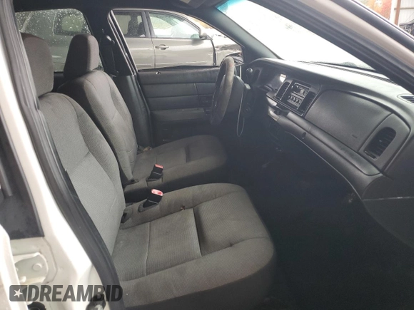2006 Ford Police Interceptor with VIN 2FAHP71W96X147346, listed as a Copart auction lot 84648174 with 225,637 mi miles and Salvage title. Bid and sale history available at DreamBid. Image 7.