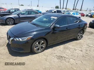 2021 Nissan Sentra SV z VIN 3N1AB8CV0MY253788, wystawiony jako Copart lot #64693905 z przebiegiem 39 126 mil mil oraz Czysty tytuł • Clean title. Historia ofert i sprzedaży dostępna na DreamBid. Obrazek 1.