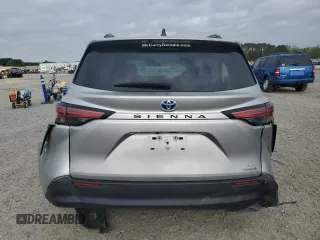 2022 Toyota Sienna XLE with VIN 5TDYRKEC6NS120686, listed as a Copart auction lot 51442535 with 80,655 mi miles and Clean Title. Bid and sale history available at carsss.com. Image 6.