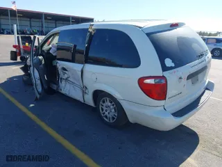 2006 Dodge Grand Caravan SE with VIN 1D4GP24E36B707878, listed as a IAAI auction lot 41853417 with 302,856 mi miles. Bid and sale history available at carsss.com. Image 3.