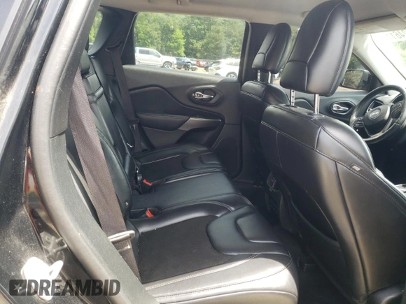 2019 Jeep Cherokee Latitude Plus with VIN 1C4PJMLB7KD101158, listed as a Copart auction lot 58246115 with 144,807 mi miles and Salvage title. Bid and sale history available at DreamBid. Image 11.