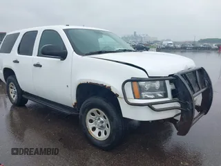 2008 Chevrolet Tahoe 3LT z VIN 1GNFK13018R269158, wystawiony jako IAAI lot #42414226 z przebiegiem 232 968 mil mil oraz . Historia ofert i sprzedaży dostępna na DreamBid. Obrazek 1.