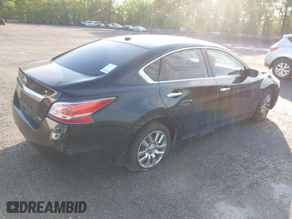 2014 Nissan Altima SV with VIN 1N4AL3AP4EC317297, listed as a IAAI auction lot 42132662 with Not Provided miles and . Bid and sale history available at DreamBid. Image 4.