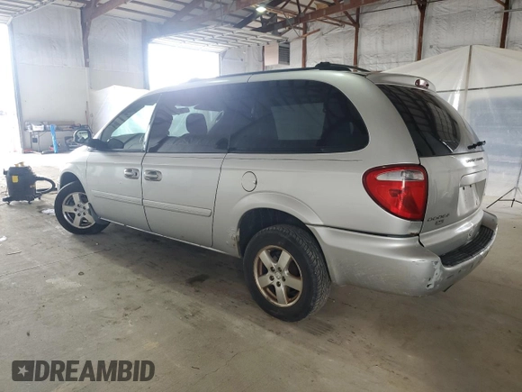 2006 Dodge Grand Caravan SXT z VIN 2D4GP44L26R816439, wystawiony jako Copart lot #52609115 z przebiegiem 127 307 mil mil oraz Szkody całkowita. Historia ofert i sprzedaży dostępna na DreamBid. Obrazek 2.
